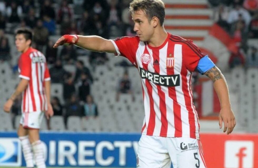 Gil Romero y el zaguero Nani, refuerzos de Belgrano