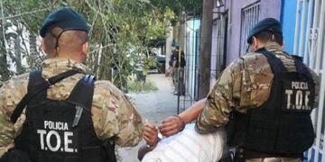 Sánchez fue detenido por personal policial a raíz de un allanamiento en calle Luzuriaga al 3900\u002E (Archivo)