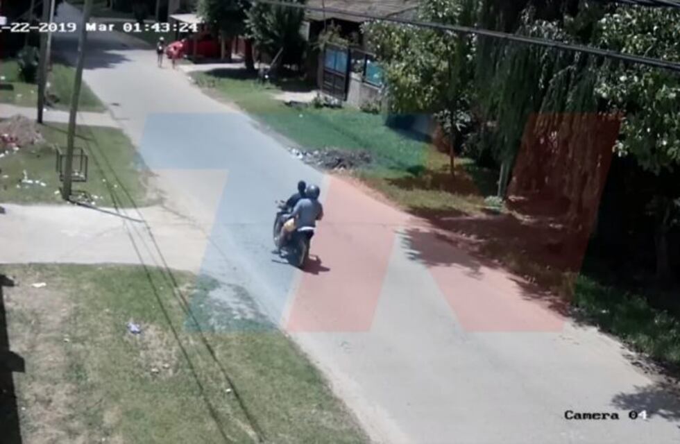 Motochorros asaltaron a dos nenas de 7 y 11 años