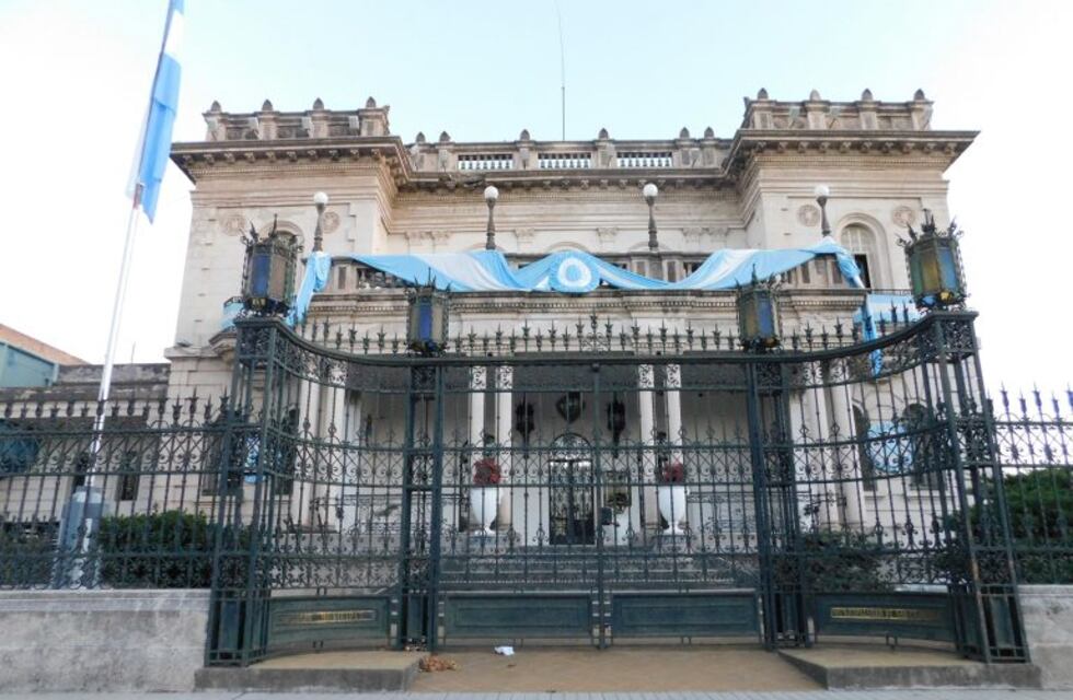 Como funcionarán las dependencias municipales durante el fin de semana largo