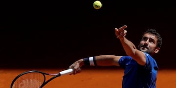 GRAF6749\u002E MADRID, 09/05/2019\u002E- El tenista croata Marin Cilic, durante el partido de octavos de final del Mutua Madrid Open que disputa ante el serbio Laslo Djere en la Caja Mágica\u002EEFE/Chema Moya