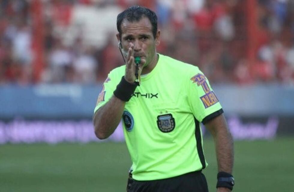 Newell's y Central ya conocen a los árbitros para los partidos de Copa Argentina
