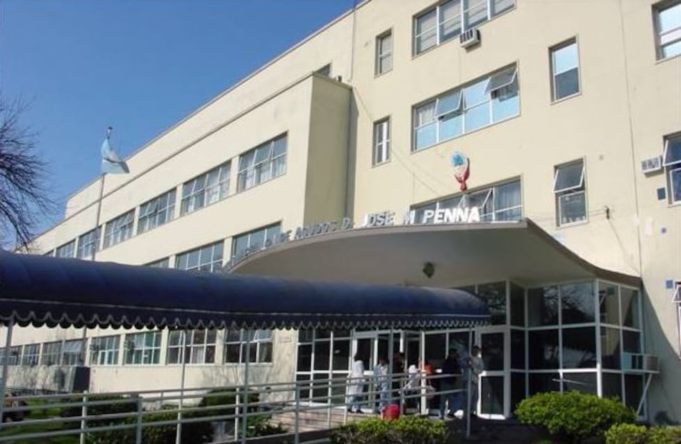 Un cortocircuito dejó sin luz al Hospital Penna desde la mañana