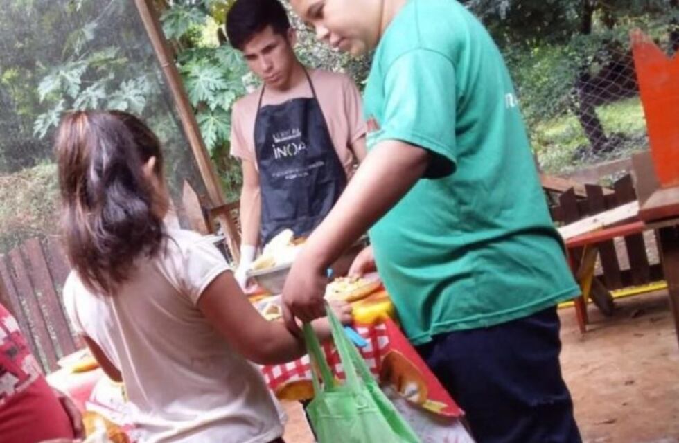 Merenderos de San Pedro envía viandas a sus niños