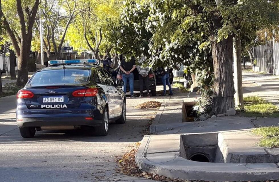 Detenido: creyó que nadie lo miraba pero agentes de Policía Federal vieron como robaba de principio a fin