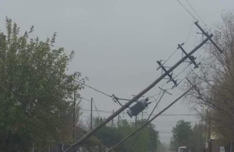 Bahía Blanca: fuerte temporal dejó como saldo familias evacuadas