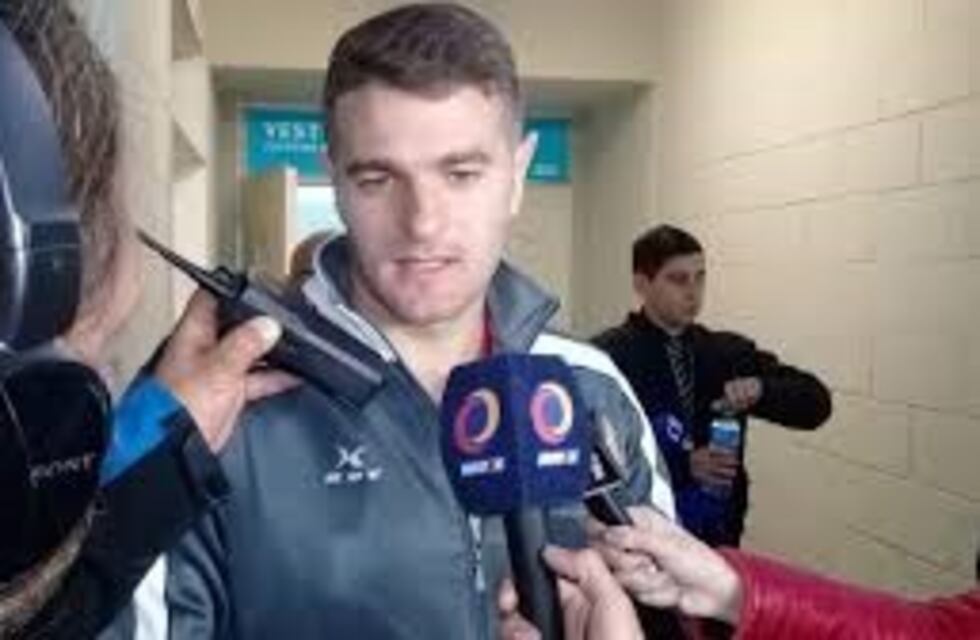 La bronca de Vegetti: "Hasta la hinchada de ellos gritó penal"