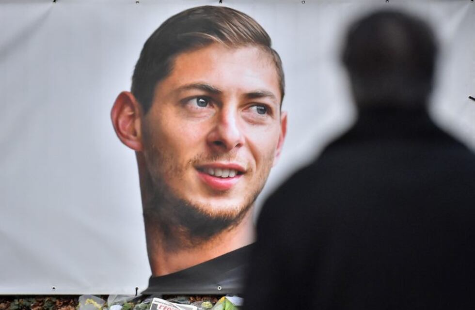 Confirmaron la identidad del piloto del avión que trasladaba a Emiliano Sala