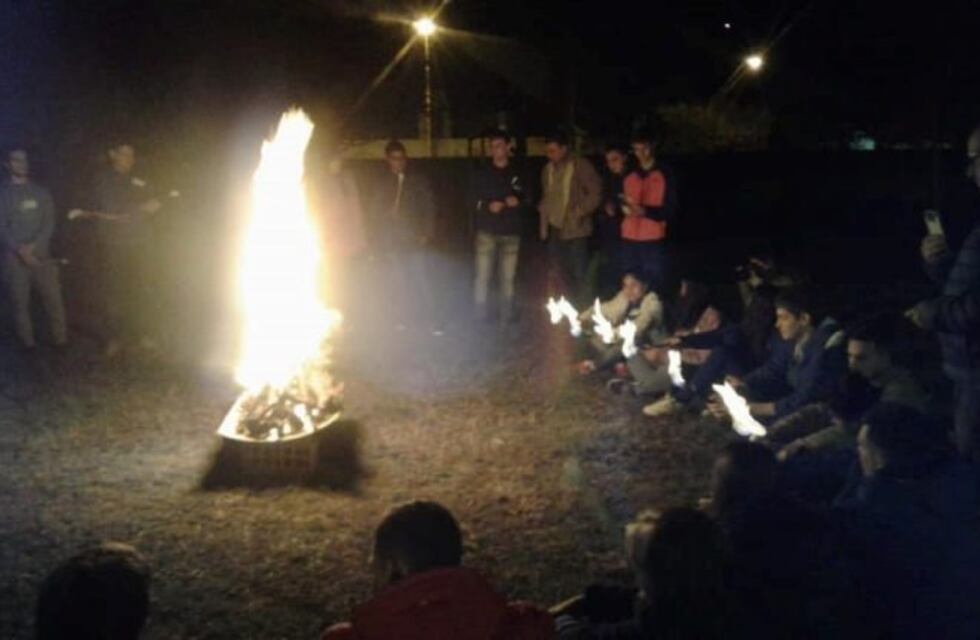 Afirman haber visto una imagen de la Virgen en fogón por Pentecostés