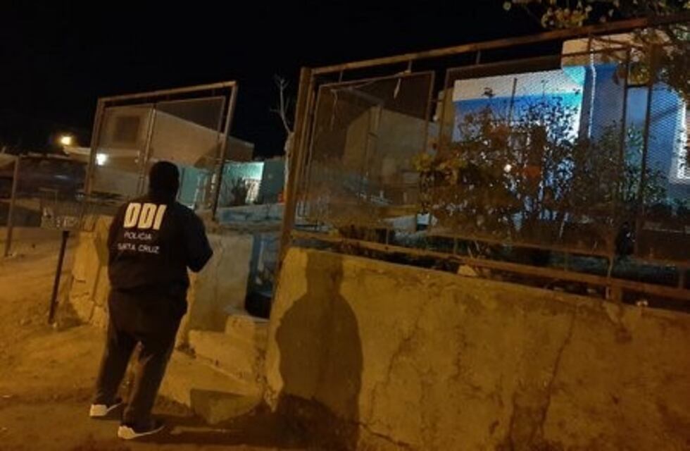 Secuestran cocaína, marihuana y celulares en allanamientos