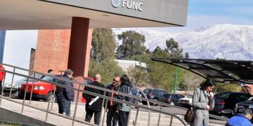 Las próximas elecciones se realizarán el 7 de junio y la previa, está que arde\u002E