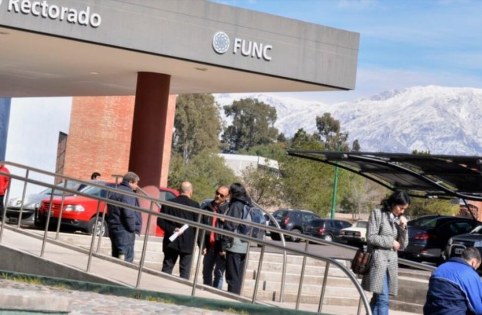 Polémica por los videos de los candidatos en las elecciones UNCuyo