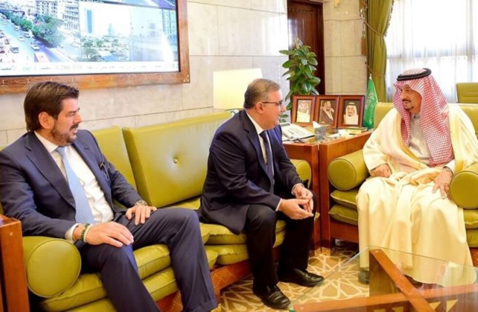 El gobernador se reunió con  el príncipe de Arabia Saudita y el gobernador de Raid