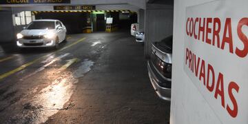 La situación que vivió un cordobés en una cochera privada en Córdoba.