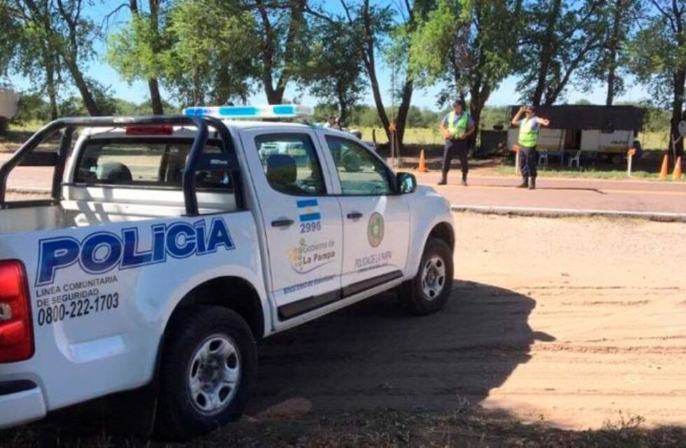 Sin registro de conducir y con marihuana, escapó por mas de 60 kilómetros de la policía