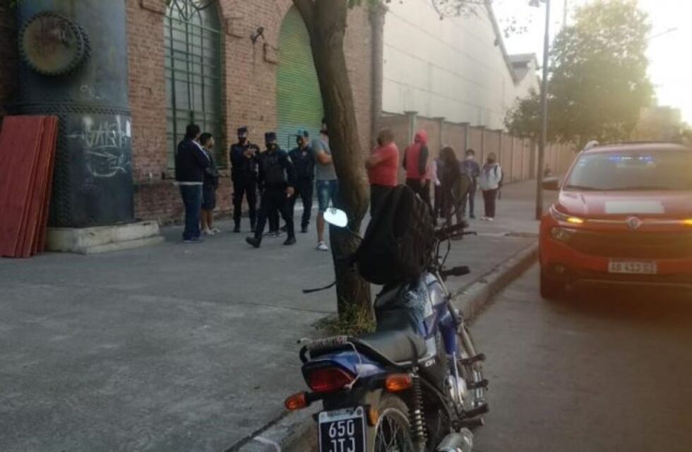 Córdoba: un grupo de comerciantes protestaron ante el impedimento de poder trabajar