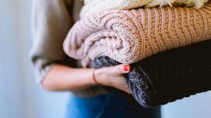 La pareja compartió la nueva ubicación del ropero y se hizo viral en las redes.