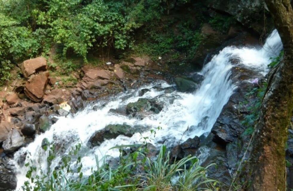 Vecinos reclaman el estado de abandono del Salto Elena