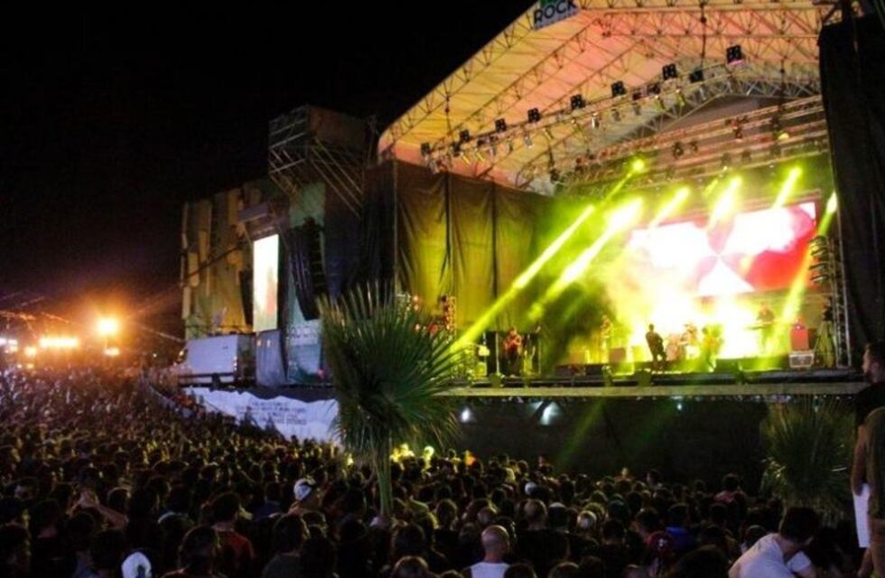 Explotó el festival "Rock en Casa"