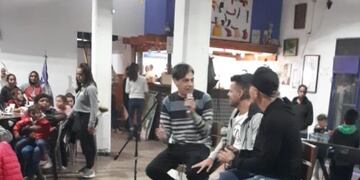 Los chicos de Qué Lokura, a puro cuarteto y solidaridad\u002E