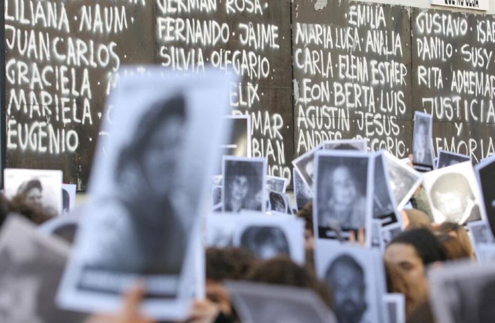 El presidente de la AMIA pidió por un juez y repudió los dichos de Carlos Zannini