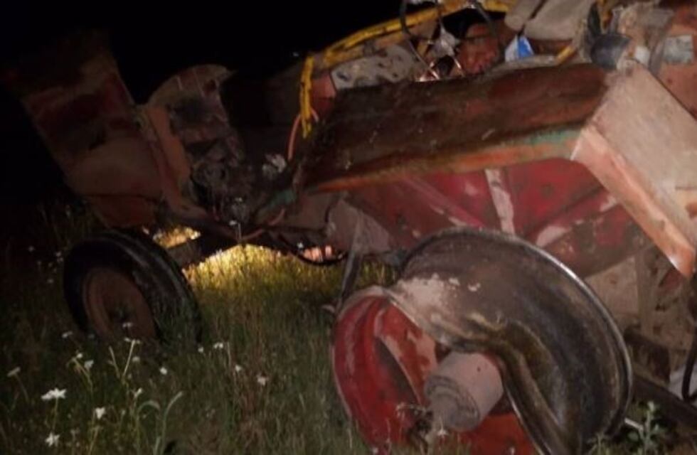 Accidente fatal en la Ruta Provincial 5: un muerto en un choque entre una camioneta y un tractor