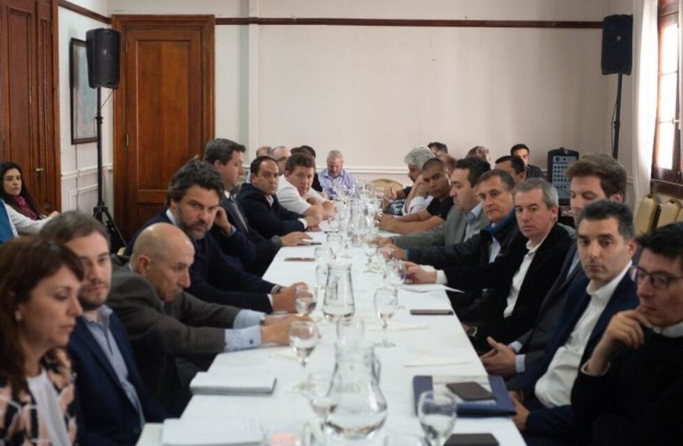 Petroleros solicitaron a las operadoras mano de obra local