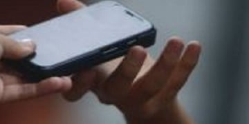 Pidió prestado un celular y salió a correr\u002E