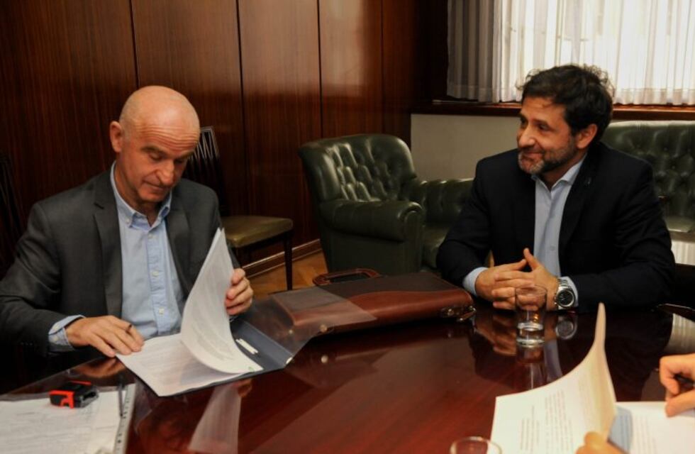 Chubut recibe 1.400 millones para afrontar vencimientos