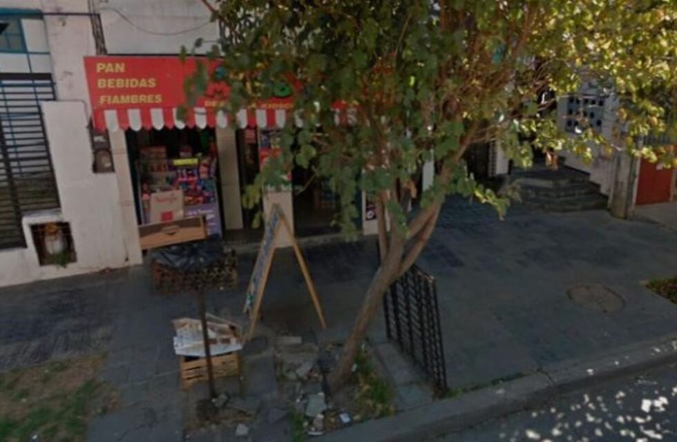 Lo tomó de punto: un ladrón robó varias veces el mismo quiosco (video)