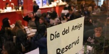 Estudian postergar la fecha del Día del Amigo en Rosario\u002E