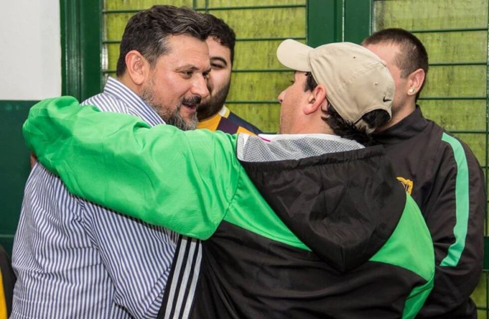 El hermano de Lavezzi prometió la vuelta de otro ex Central si gana las elecciones