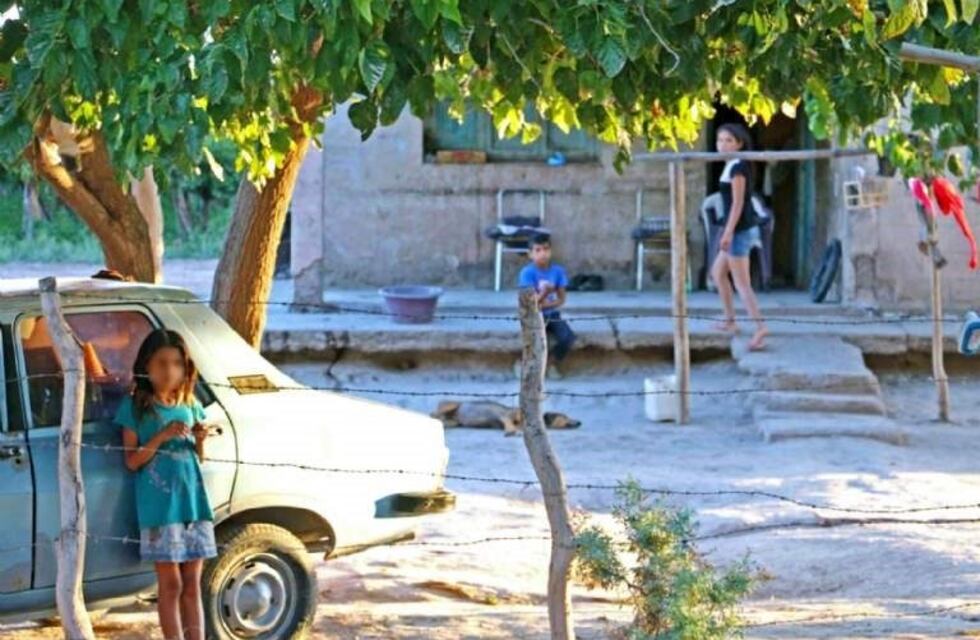 Niños encadenados: echaron al padre de la casa y lo mandaron a terapia