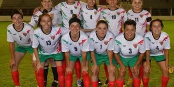 Brown de Posadas puntero en fútbol femenino\u002E (Liga Posadeña)
