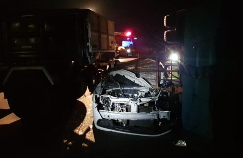 El vuelco de un camión en la autopista a Buenos Aires le costó la vida a tres rosarinos