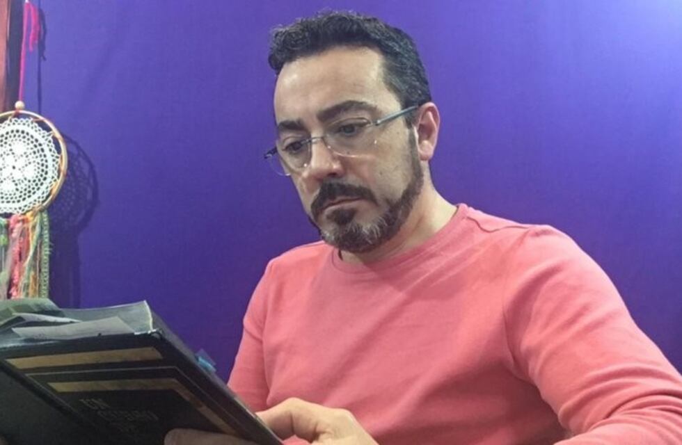 Sebastián Mora presenta Un Curso de Milagros en Mendoza