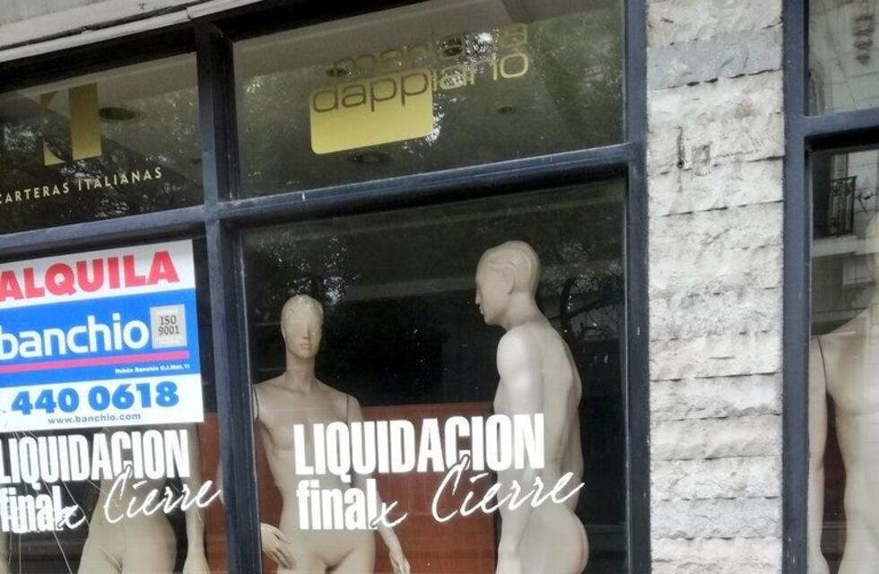 En un año creció 40% el número de locales comerciales desiertos en Rosario