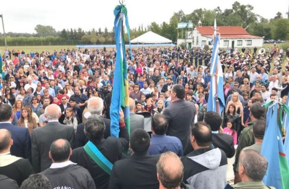 Guerra de Malvinas: se conmemoró el aniversario en una réplica del cementerio de Darwin