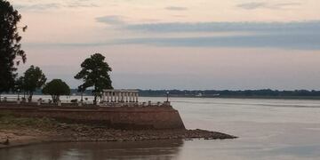 Cielo parcialmente nublado para el lunes\u002E