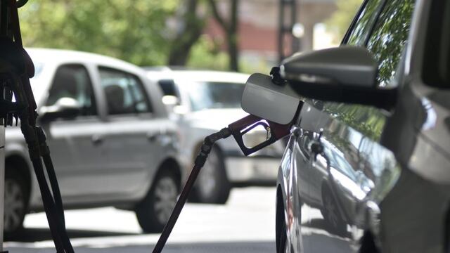 Suba del combustible