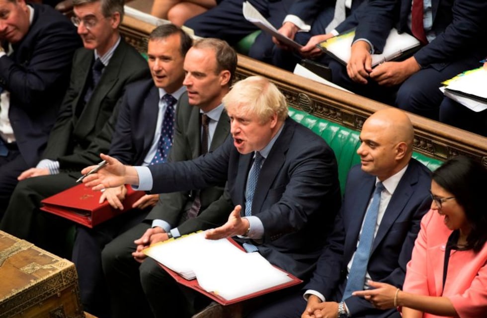 El primer ministro británico Boris Johnson, entre la espada y la pared por el Brexit