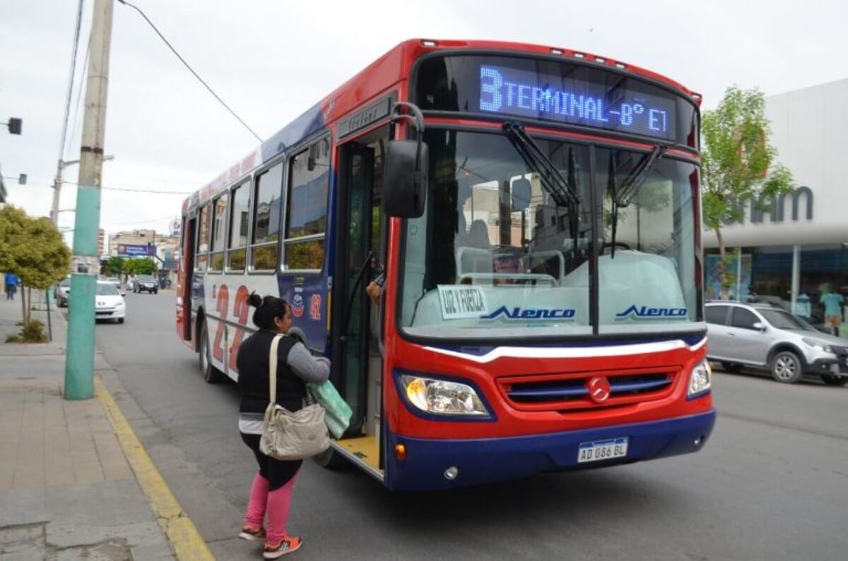Este martes se depositará el subsidio a las empresas de transporte
