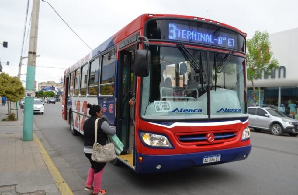 Este martes se depositará el subsidio a las empresas de transporte