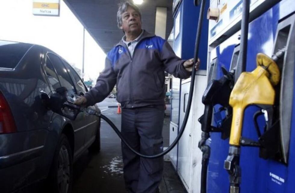 Prevén otro aumento de la nafta para septiembre: será la décima suba del 2018