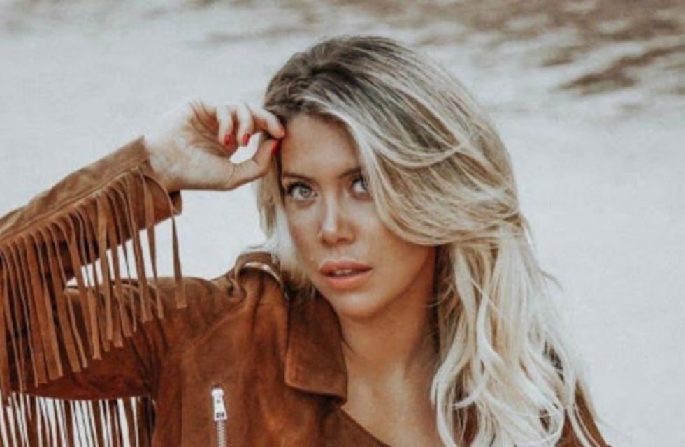La foto de Wanda Nara con un corpiño transparente que revolucionó Instagram