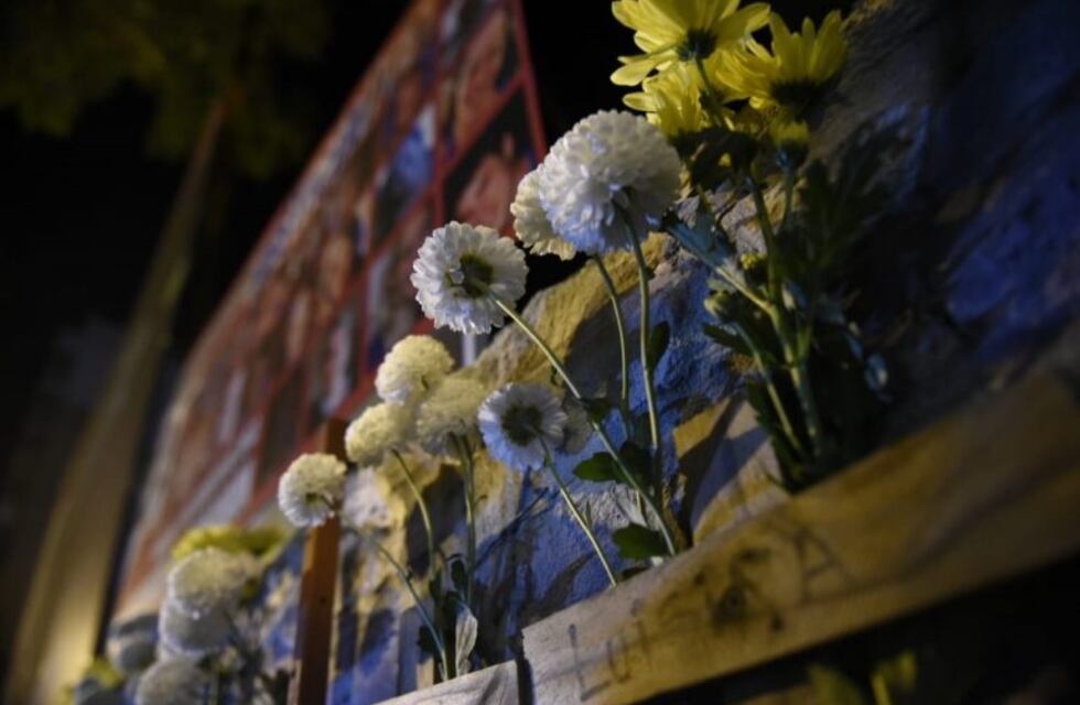 Familiares de víctimas de calle Salta repudiaron el fallo en un emotivo acto