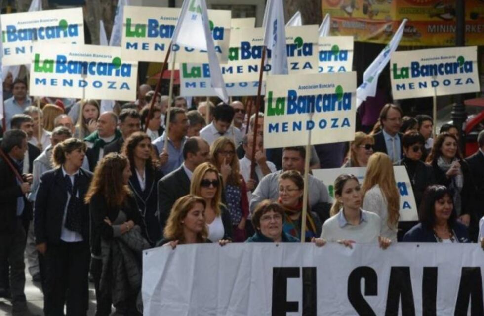 En Mendoza habrá paro bancario el viernes y anunciaron más huelgas