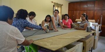 Se realizará una jornada solidaria para confeccionar bolsas de dormir, en Jujuy