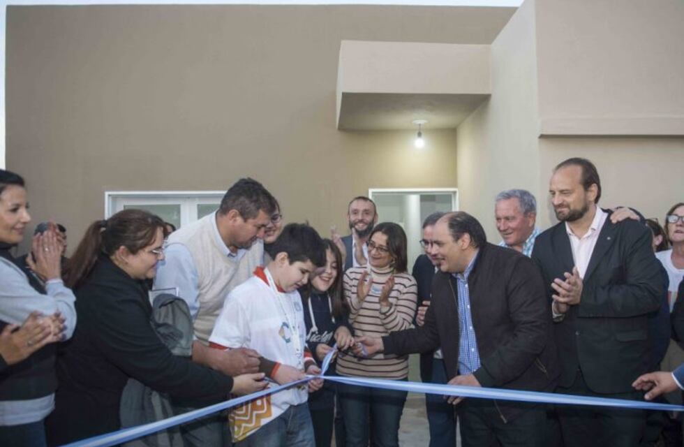 El gobierno provincial entregó mas de 60 viviendas en Valle Chico