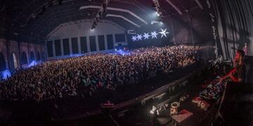 La fiesta organizada en el complejo contó con los DJ Luigi Madonna y Hobo\u002E